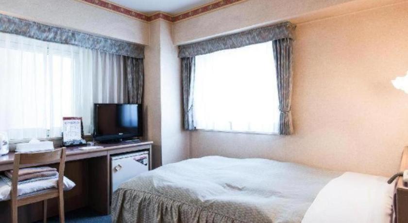 Hotel Starplaza Ikebukuro 2*